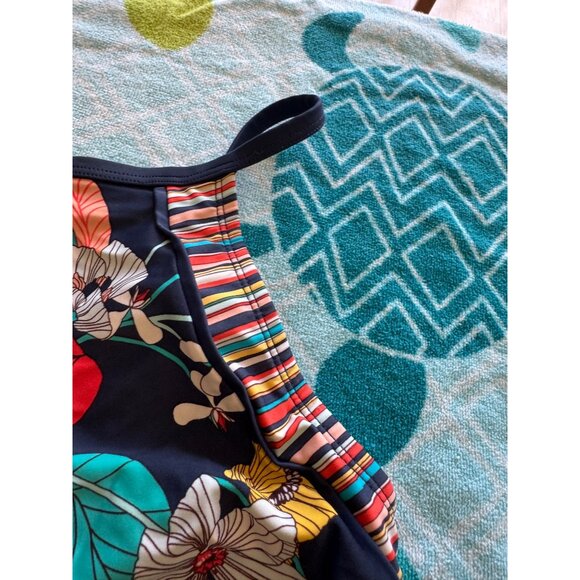 Ellen Tracy Floral Print Halter Tank Top With Multicolor Stripe Detail Size 10 - Picture 5 of 8